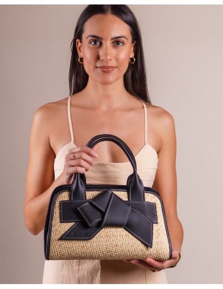 VALERIA handbag | black