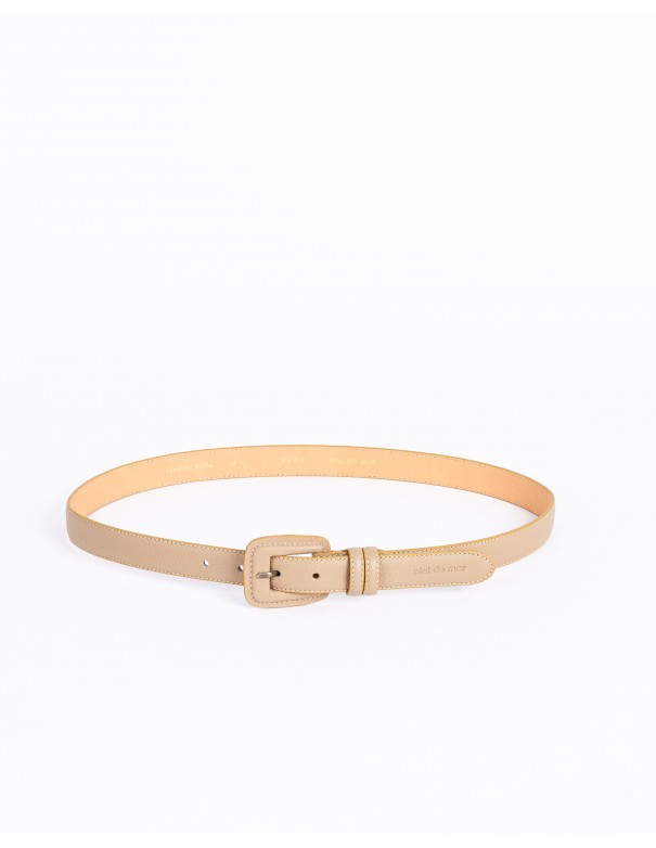 L'ESSENTIEL | cinturón piel | arena