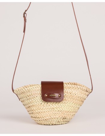 CLEO | mini | avellana