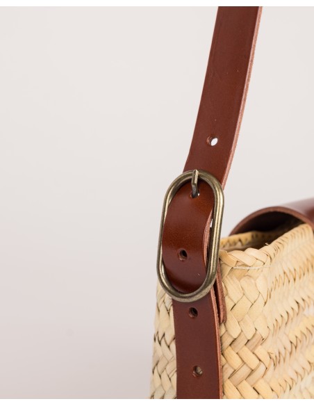 CLEO | baguette | avellana