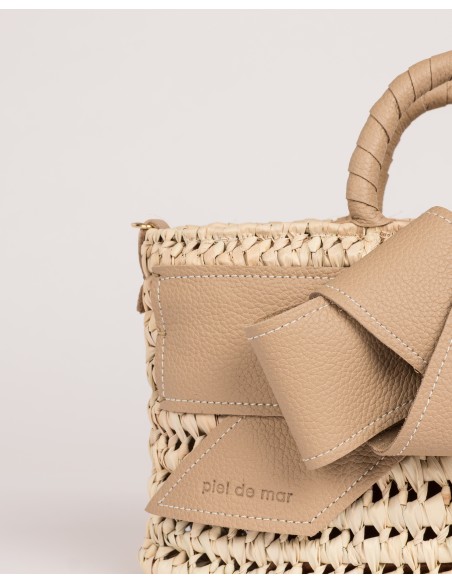 VALERIA | knot | sand