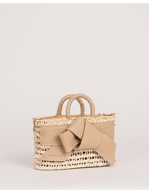 VALERIA | knot | sand