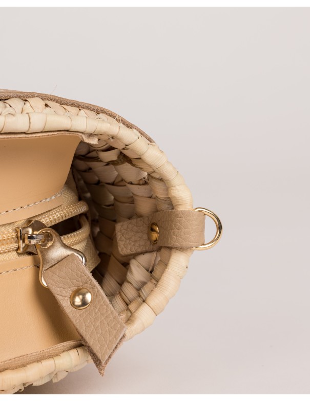 VALERIA | knot | sand