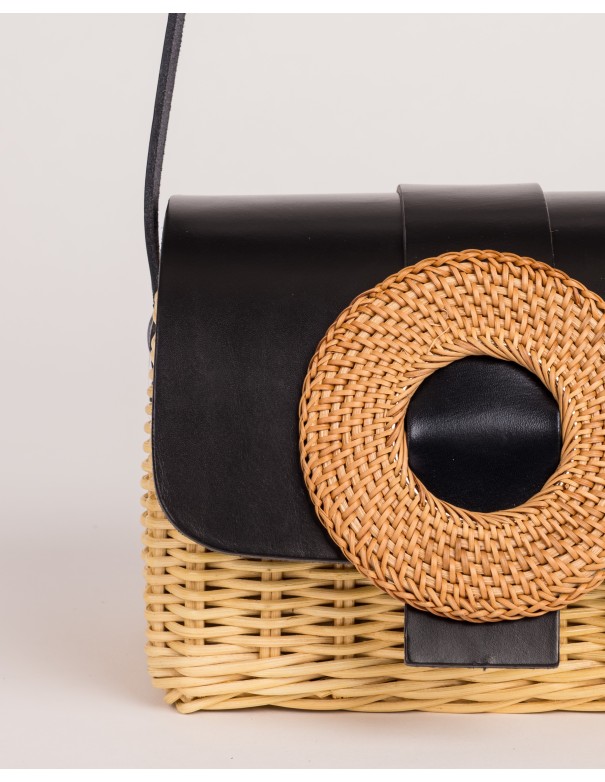SIMONA | rattan | black