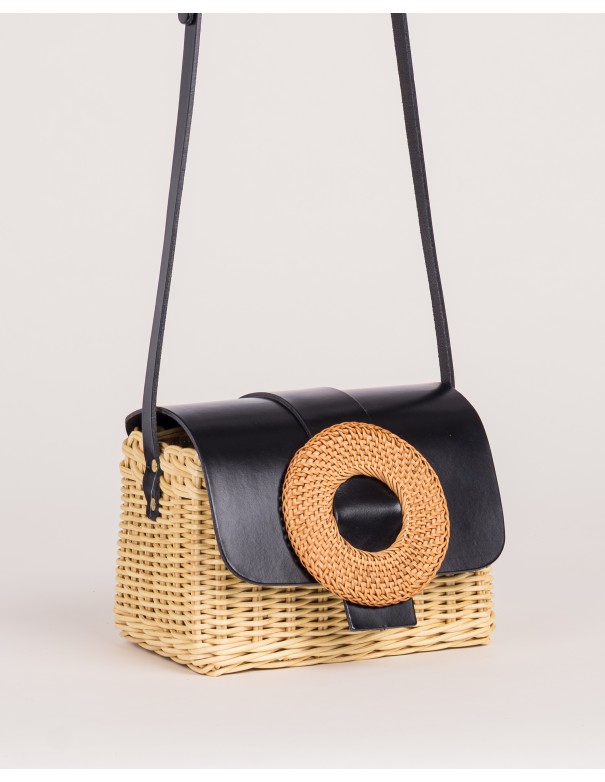 SIMONA | rattan | black