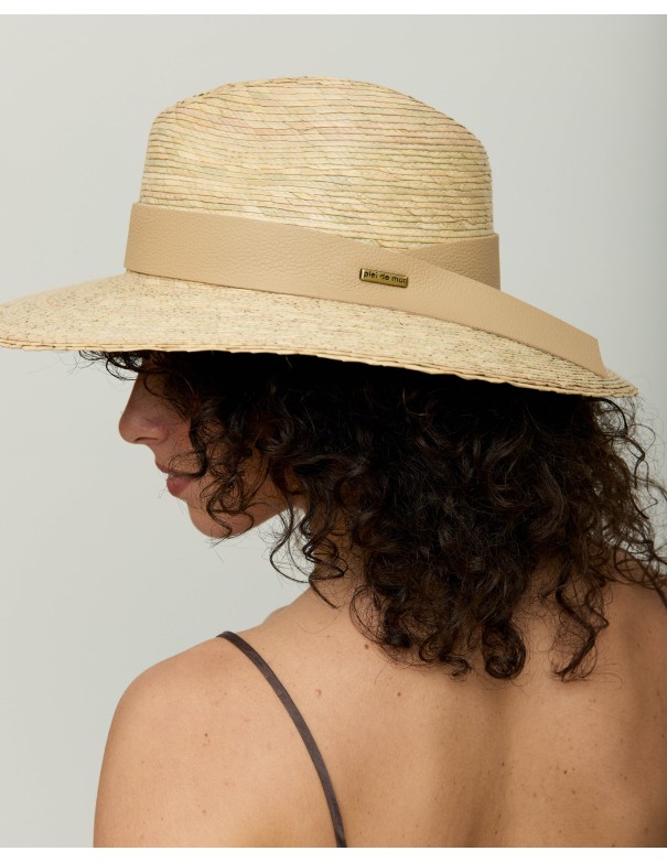 FEDORA | sombrero | arena